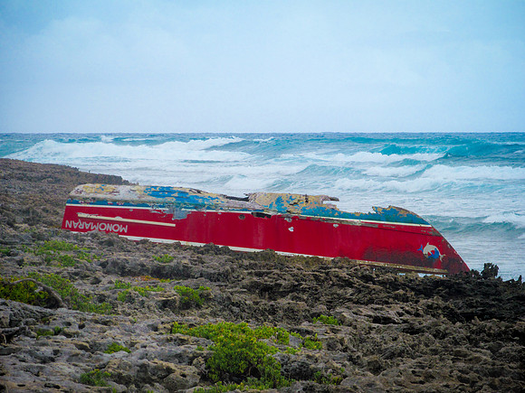 The Red Boat, St. Marteen